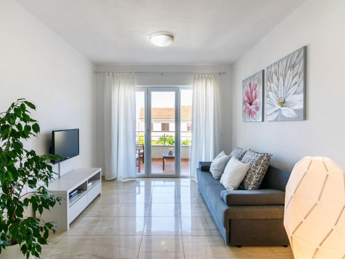 Apartment Villa 2 Pools-2 By Interhome 苏提万 外观 照片
